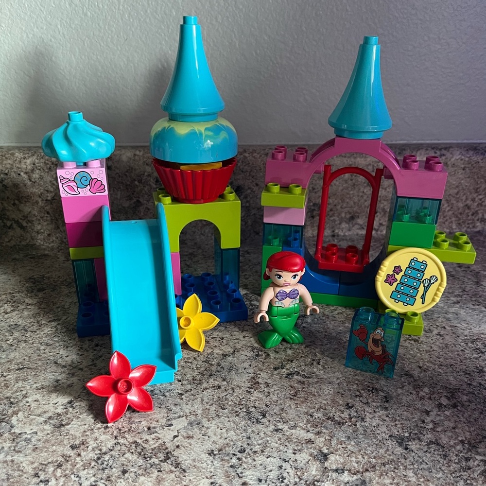 LEGO DUPLO DISNEY PRINCESS Ariel's Undersea Castle 10515